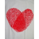 เสื้อยืดเด็ก ลายนิ้วมือหัวใจ